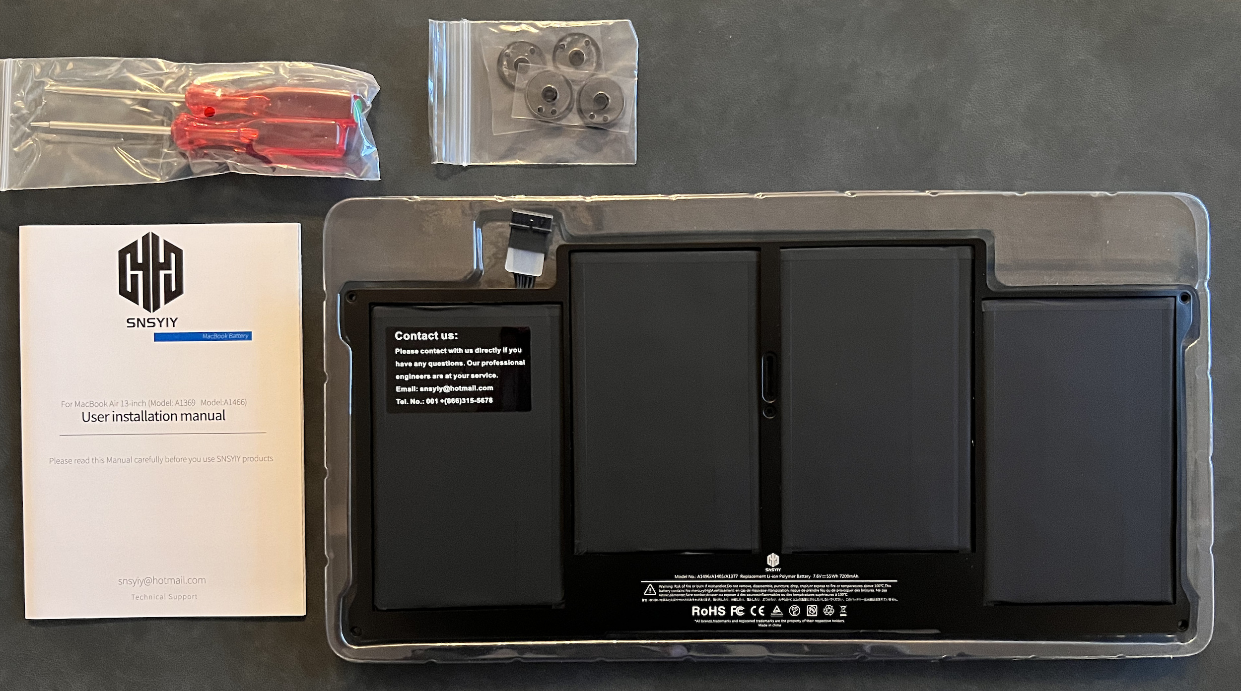 SNSYIYのMacBook Air (13-inch, Mid 2012)用のバッテリーの同梱物